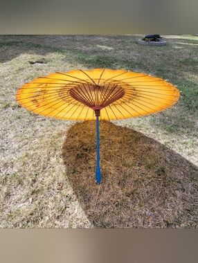 Vintage Japanese Paper Umbrella "wagasa" with Locking Slide Feature